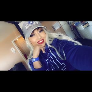 Meet your Posher, Vanessa